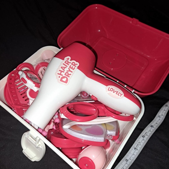 NIB - Make-Up Toy Set in hard shell travel Case for little girls - Picture 6 of 6